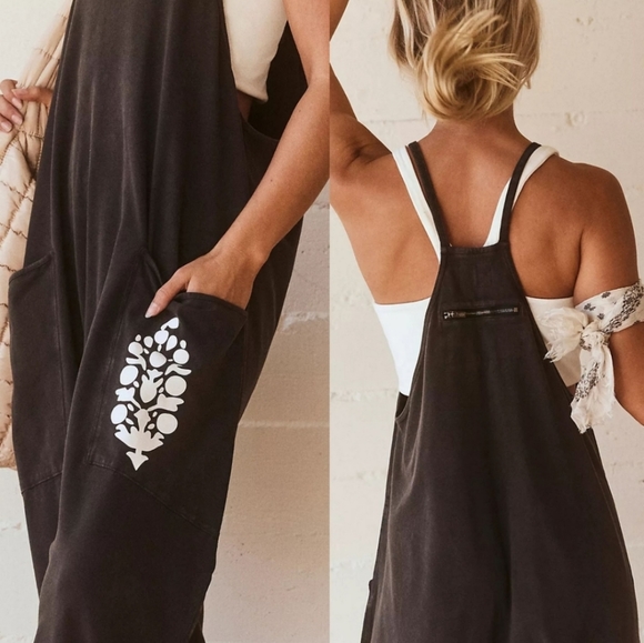 New Free People FP Movement Hot Shot Logo Onesie Mocha Combo Overalls Jumpsuit L - Picture 11 of 16